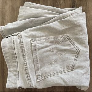 MOTHER “the looker” Ankle Jeans. Size 29